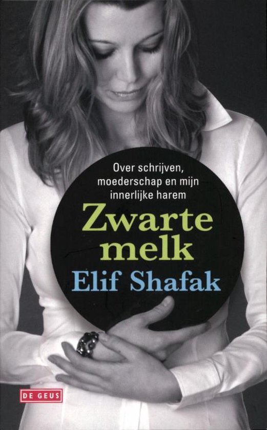 Zwarte melk: Over schrijven, moederschap en mijn innerlijke harem