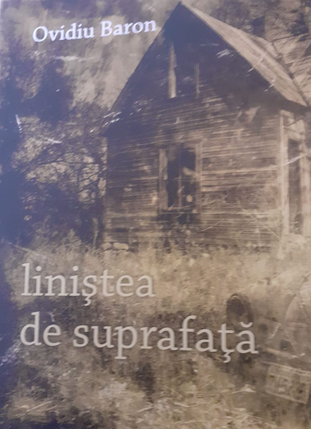 liniștea de suprafață