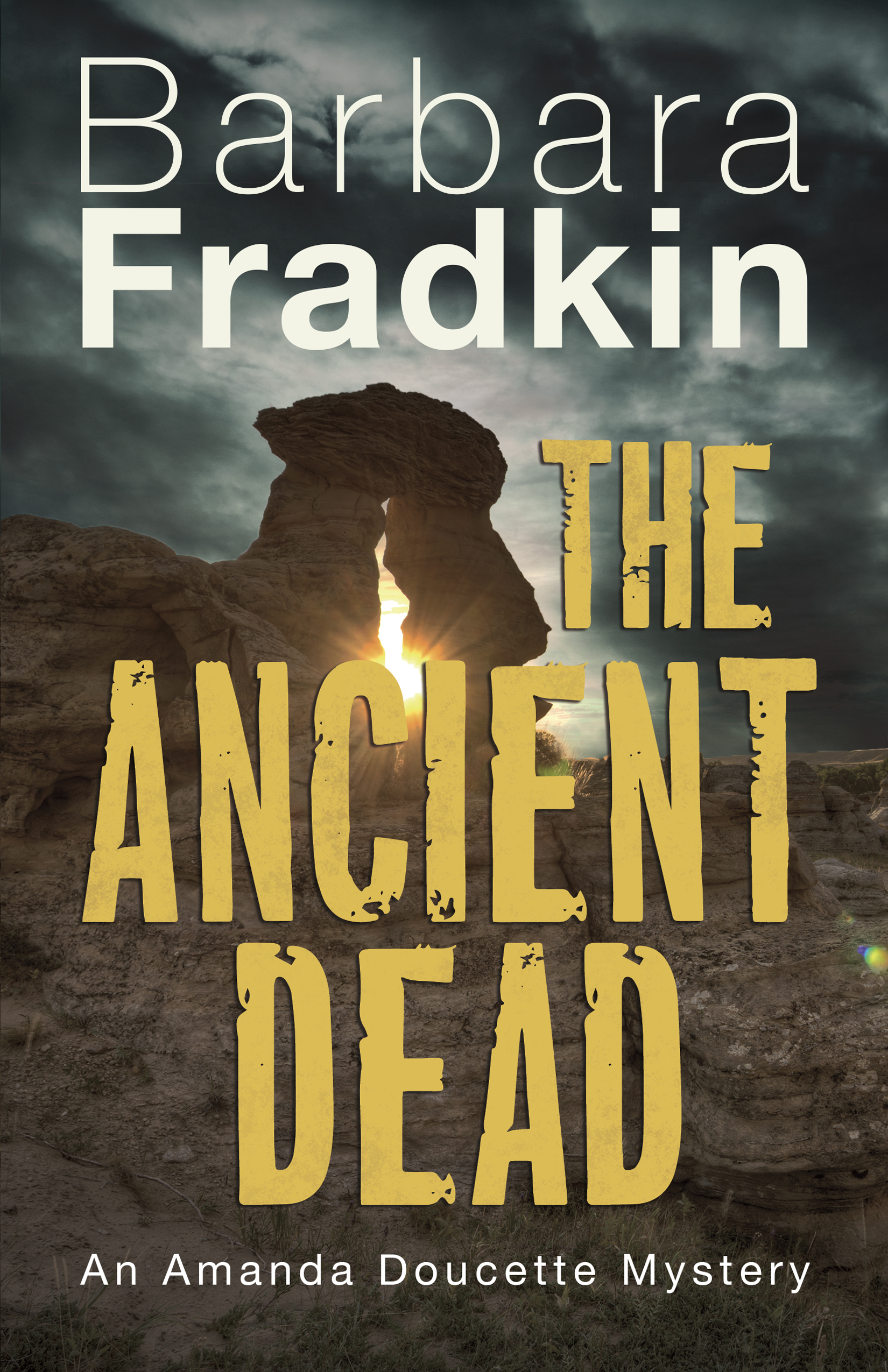 The Ancient Dead: An Amanda Doucette Mystery (Paperback)