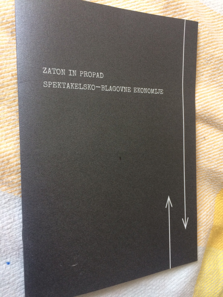 Zaton in propad spektakelsko-blagovne ekonomije.