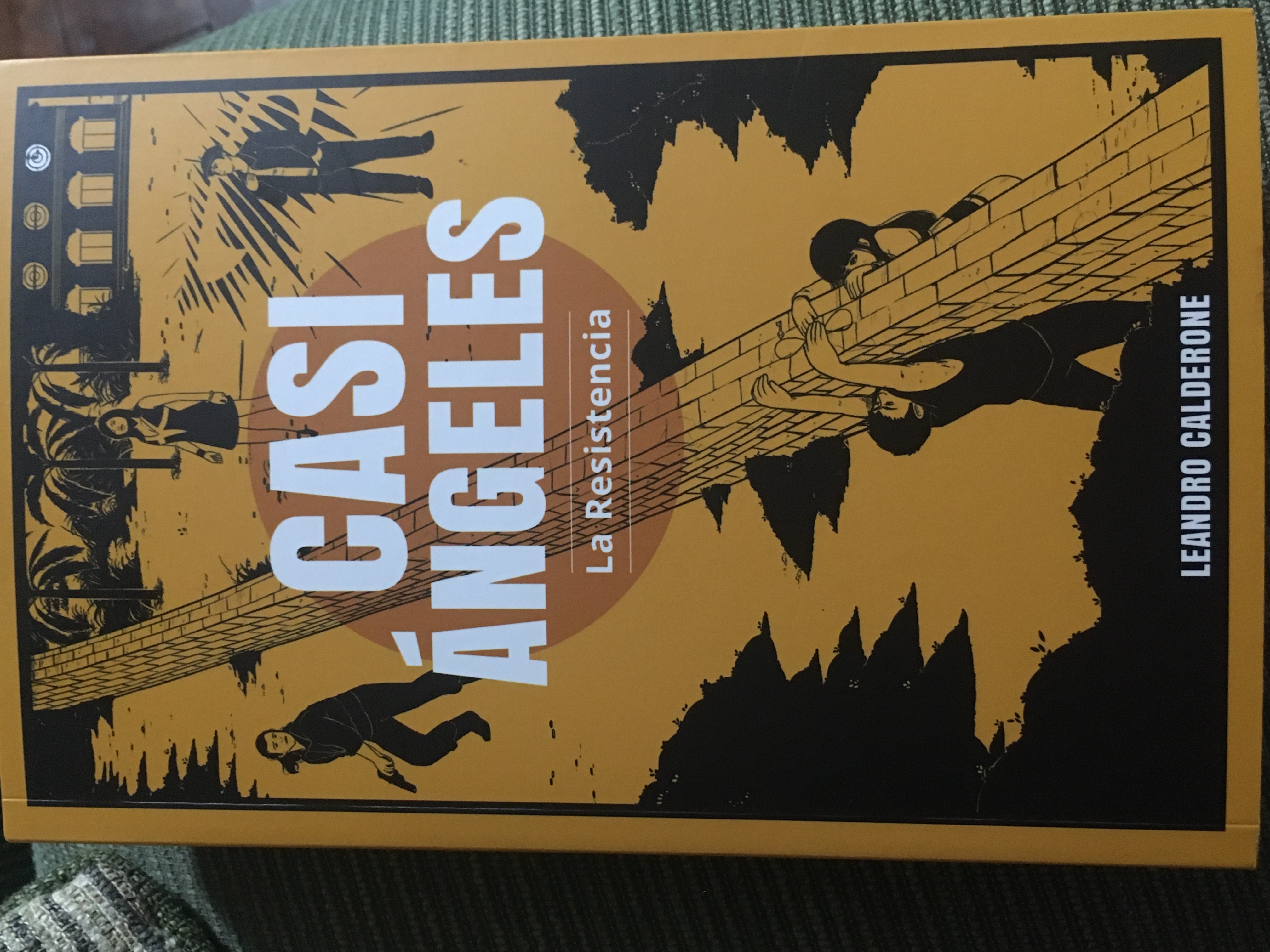 Casi angeles La resistencia (Paperback)