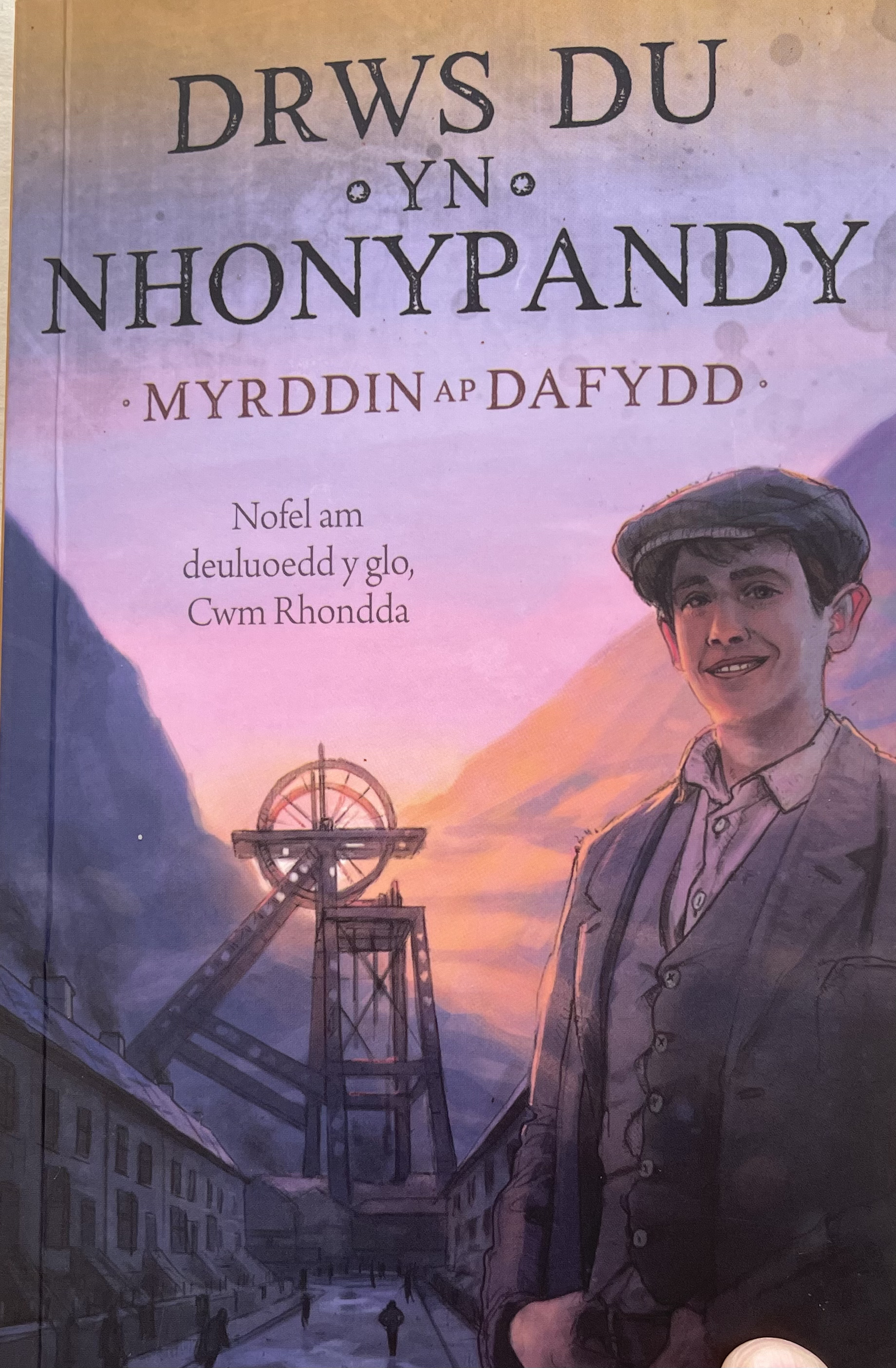 Drws Du Yn Nhonypandy (Paperback)