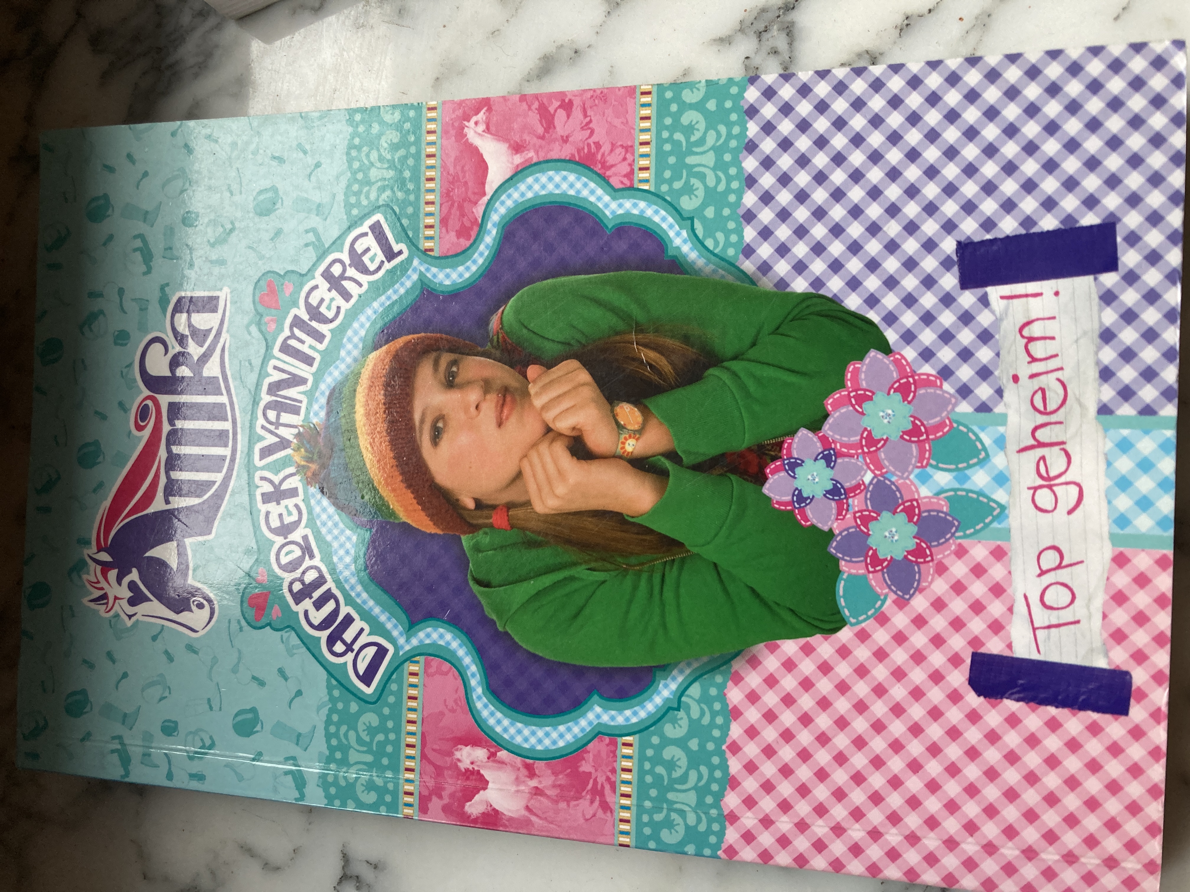 Amika - dagboek van Merel