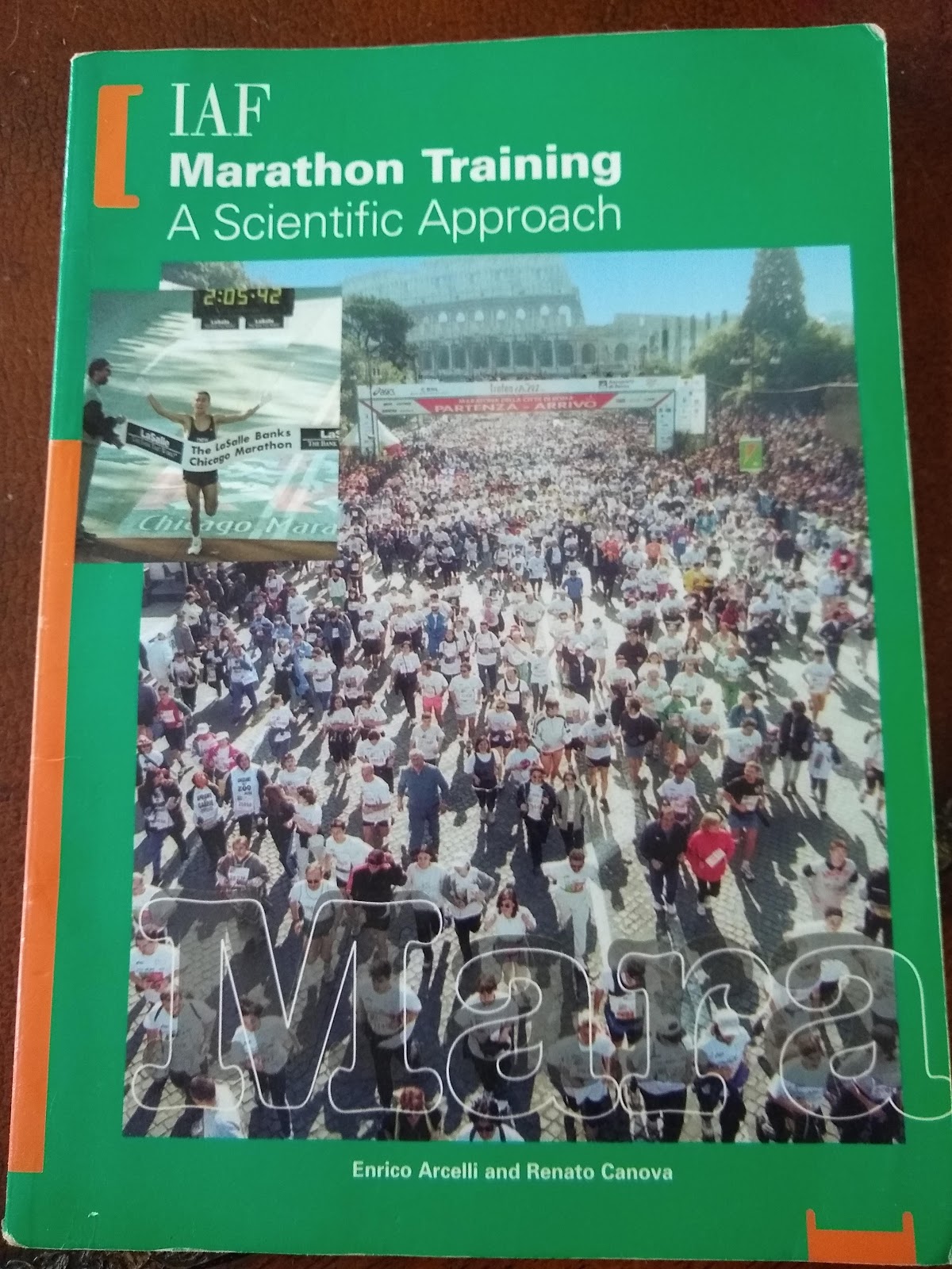 Marathon Training: A Scientific Approach (Paperback)