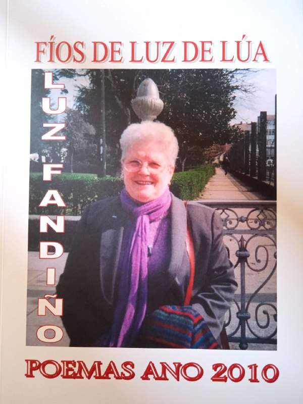 Fíos de luz de lúa