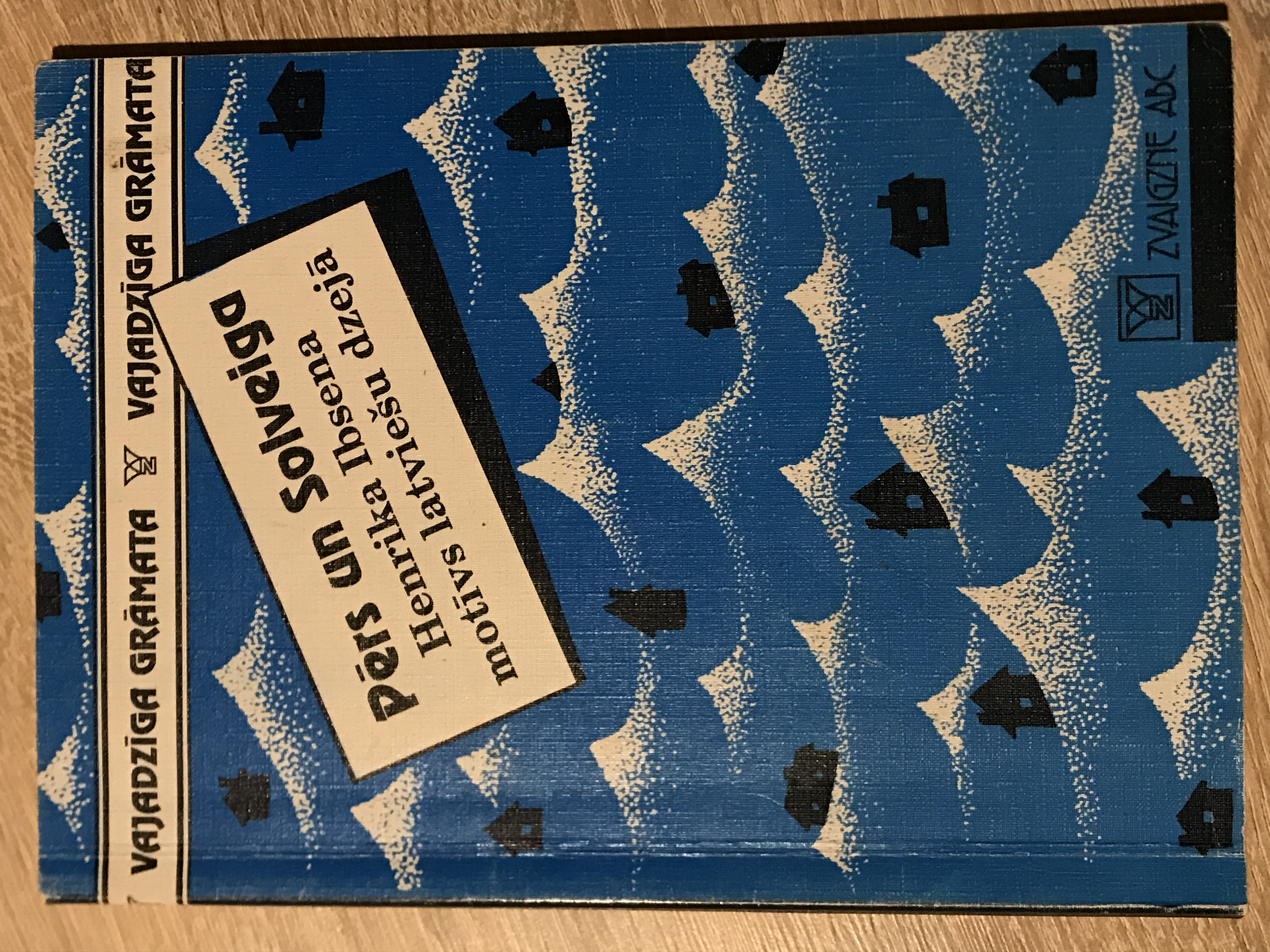 Pērs un Solveiga Henrika Ibsena motīvs latviešu dzejā (Paperback)