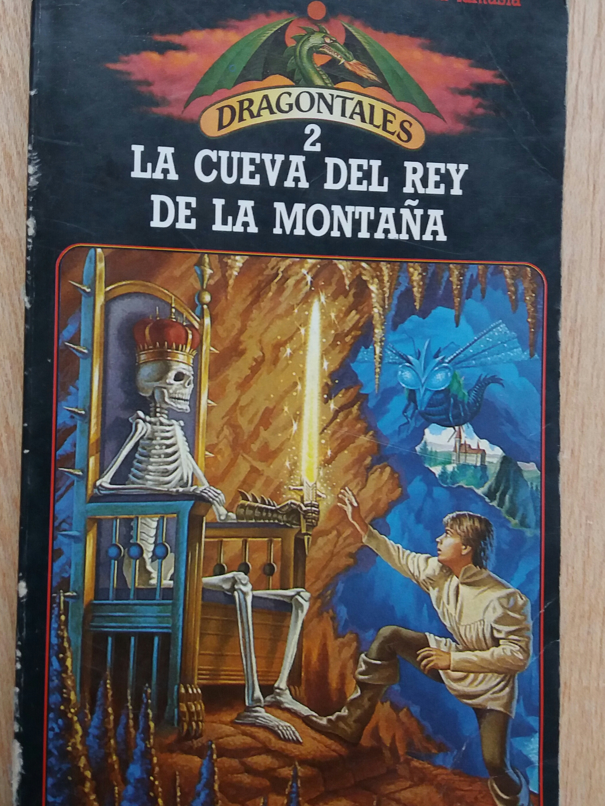 La cueva del rey de la montaña ( Colección Dragontales 2 )