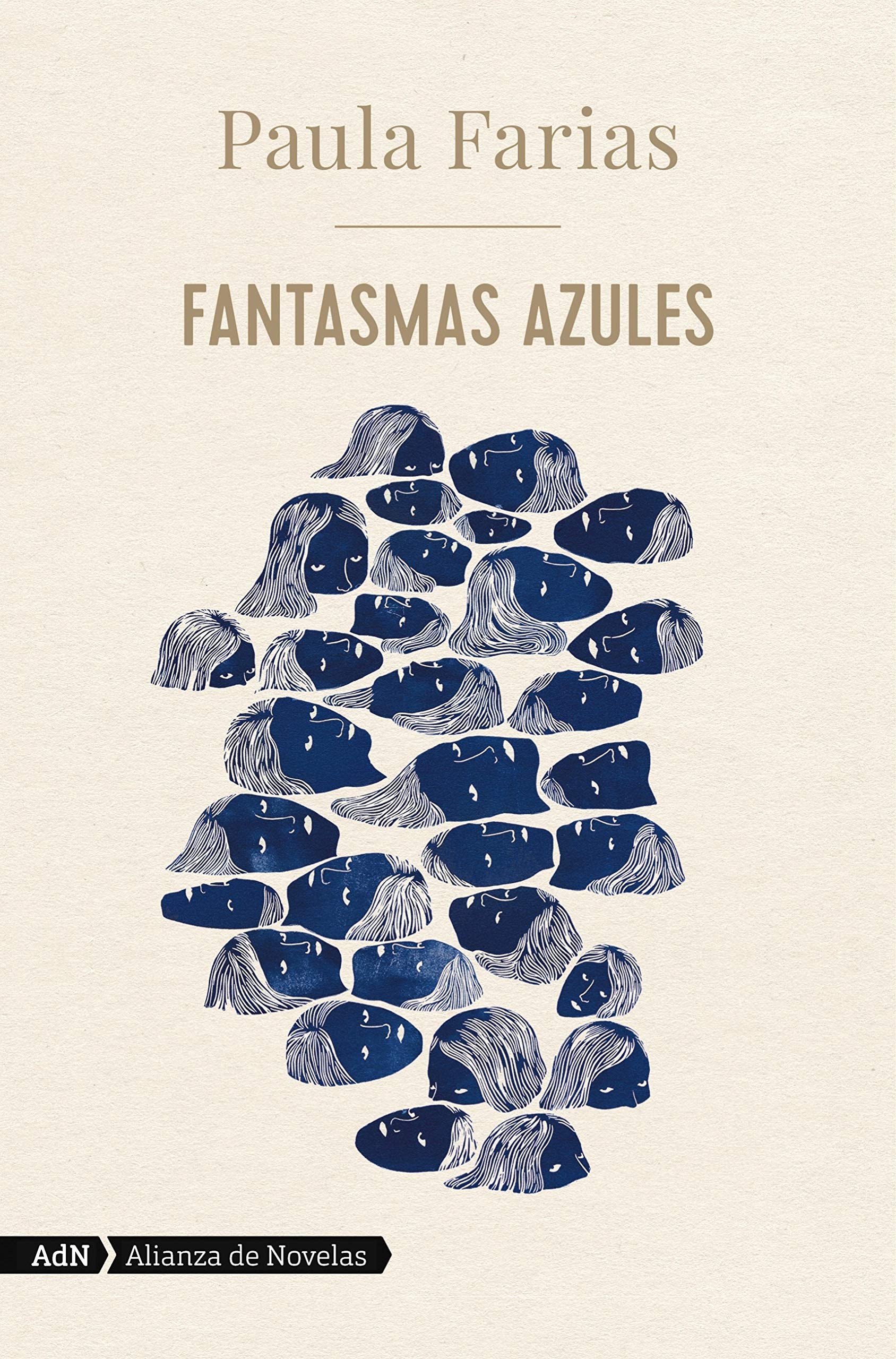 Portada de Fantasmas azules, de Paula Farias