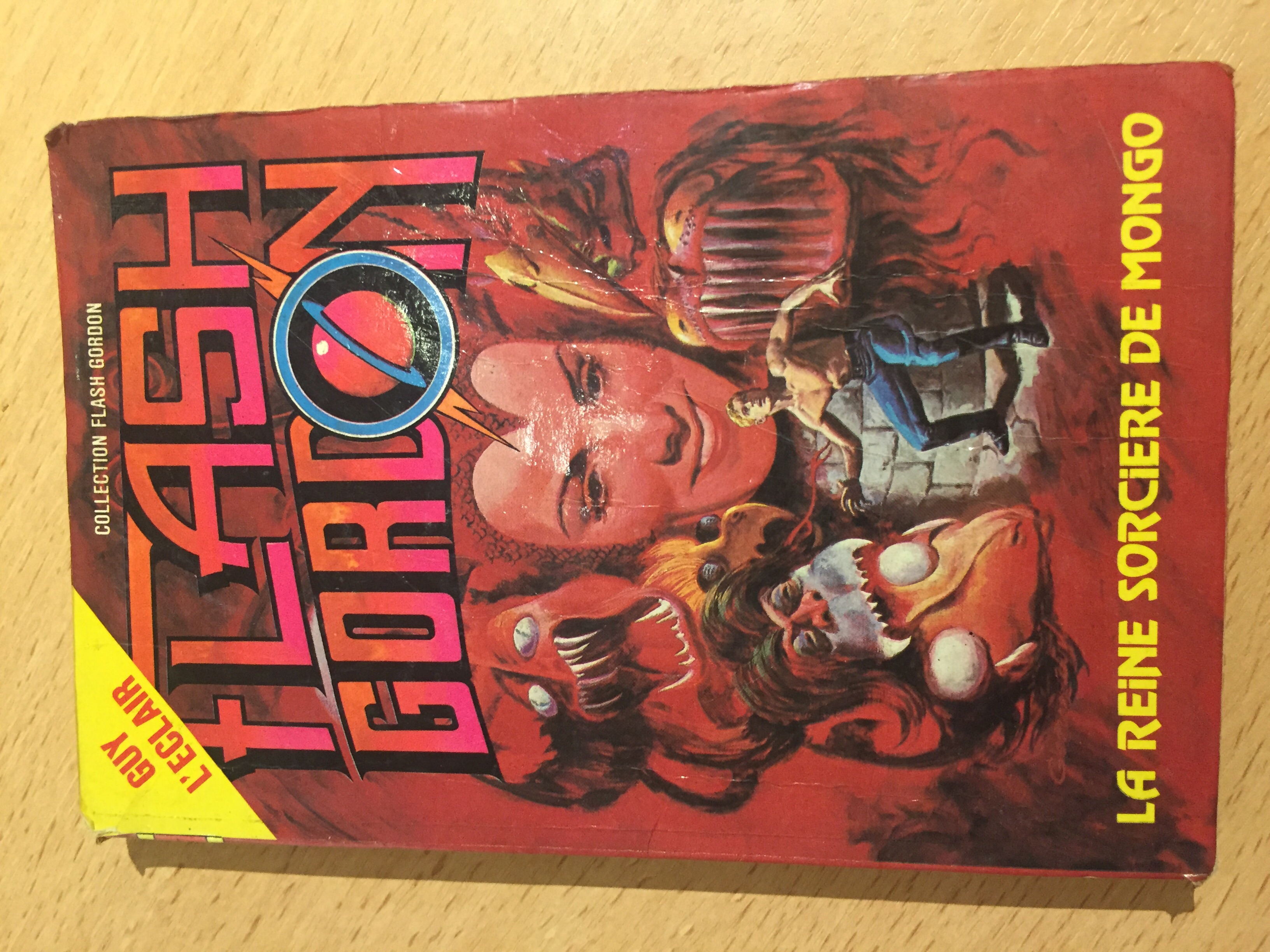 Flash Gordon: La reine sorcière de mongo