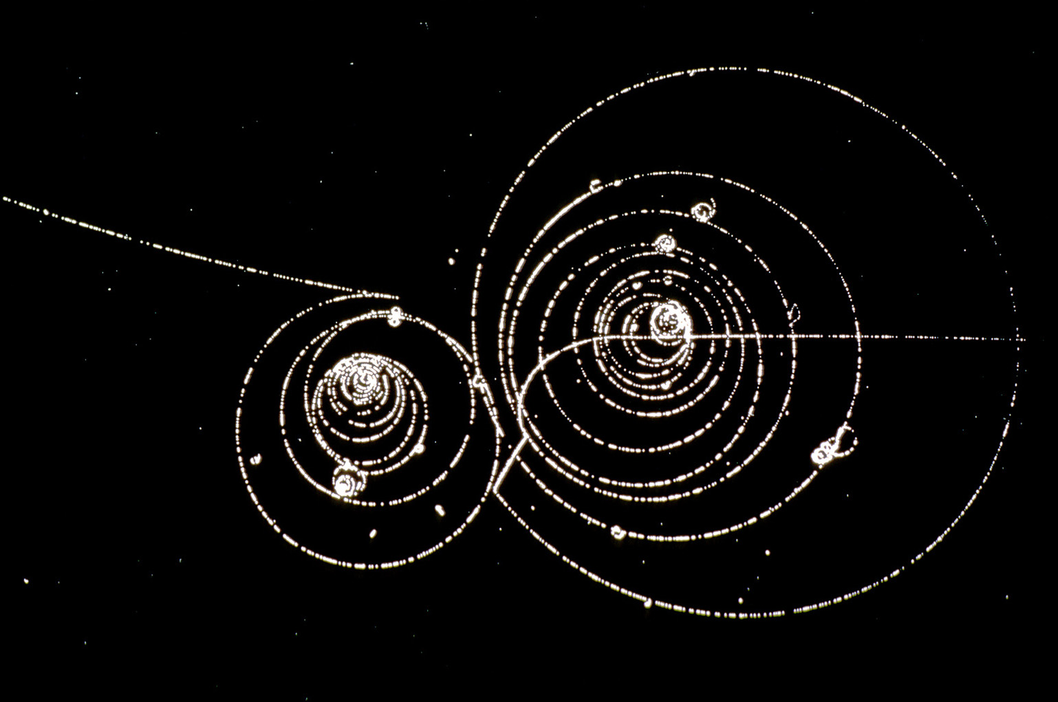 Quantum Field Theory (Lectures on Theoretical Physics)