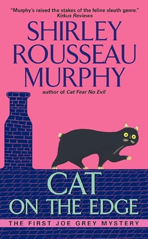 Cat on the Edge (Joe Grey, #1)