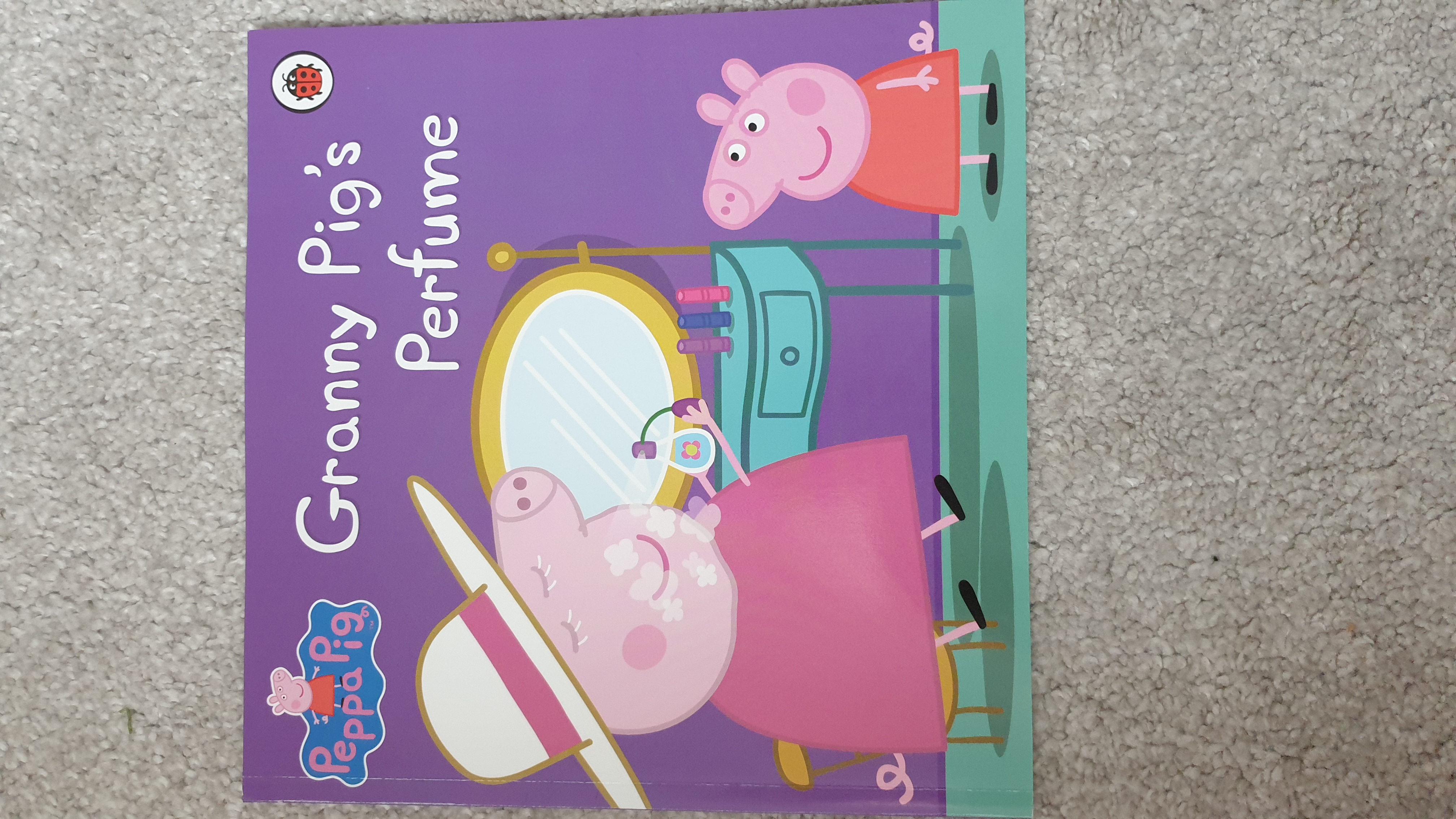Granny Pig's Perfume (Unknown Binding)