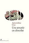 Une poupée en cho...