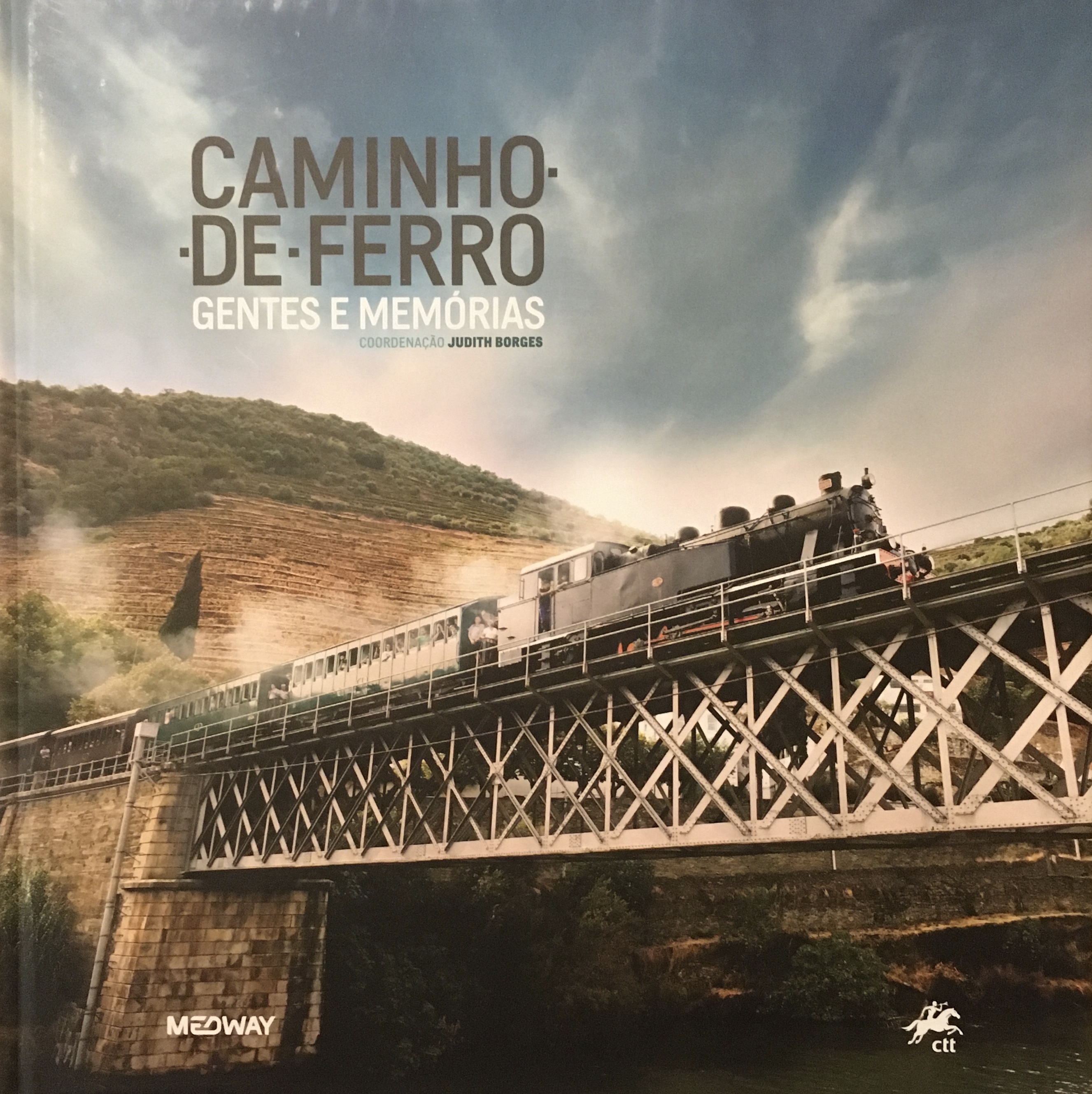 Caminho-de-ferro. Gentes e memórias. (Unknown Binding)