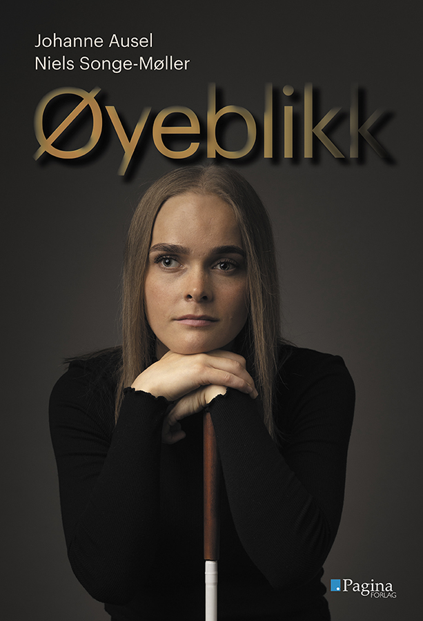 Øyeblikk (Hardcover)