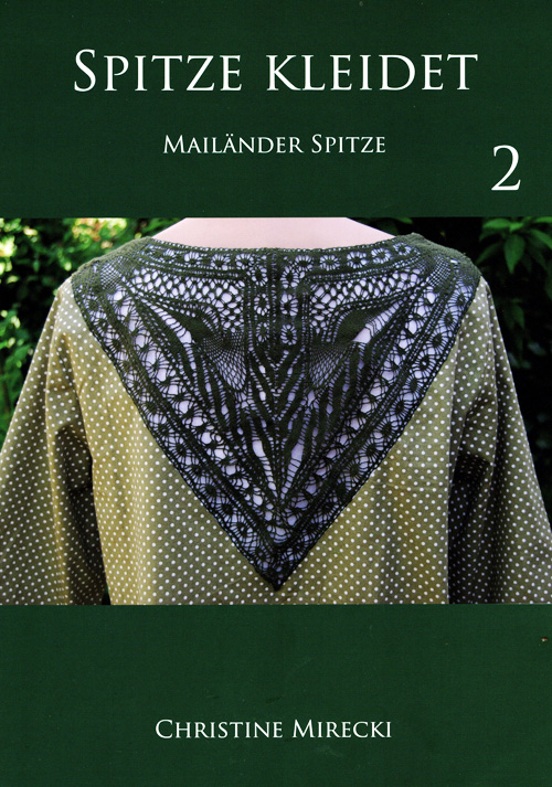 Spitze kleidet 2 (Unknown Binding)