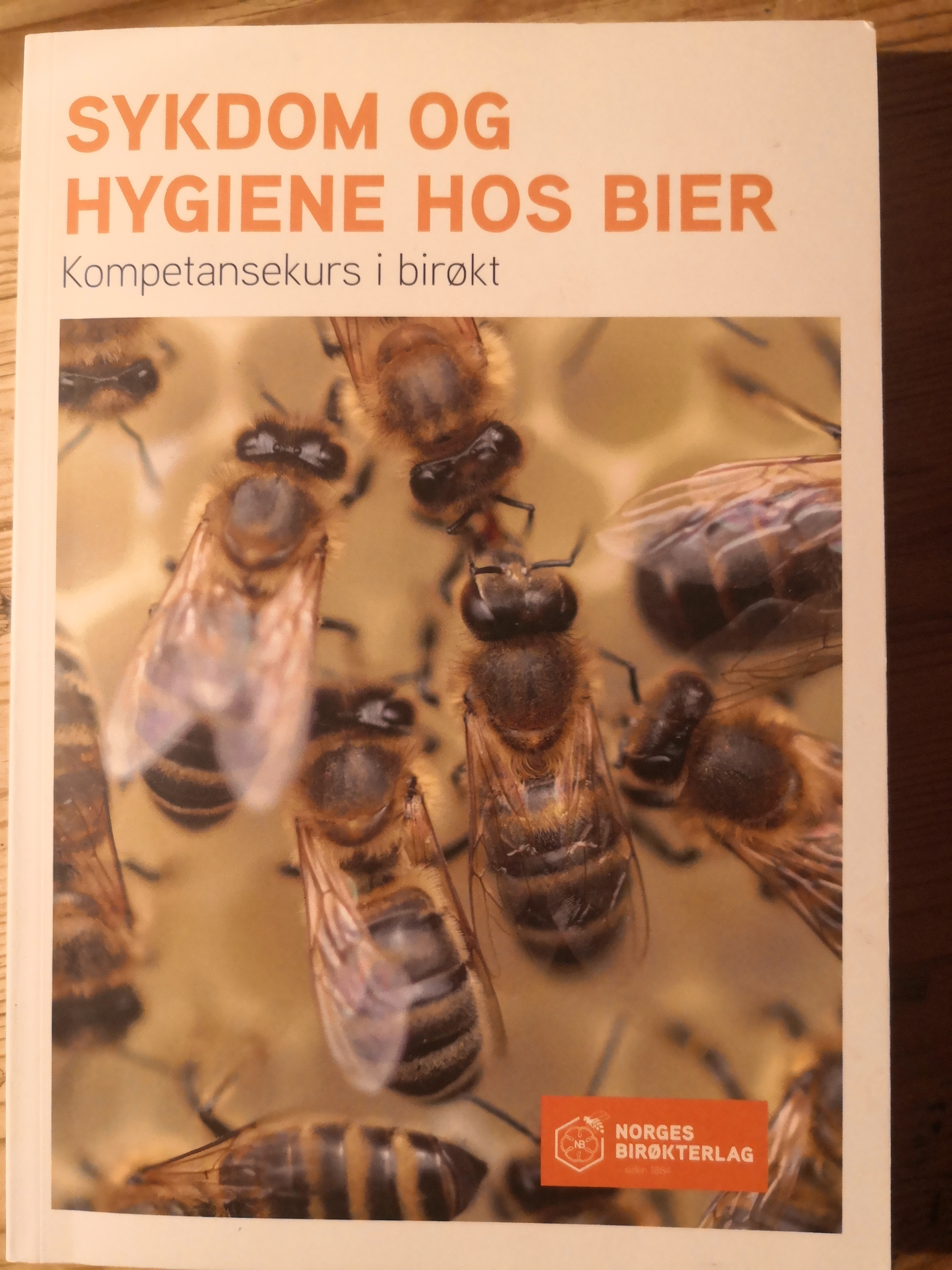 Sykdom og hygiene hos bier - Kompetansekurs i birøkt
