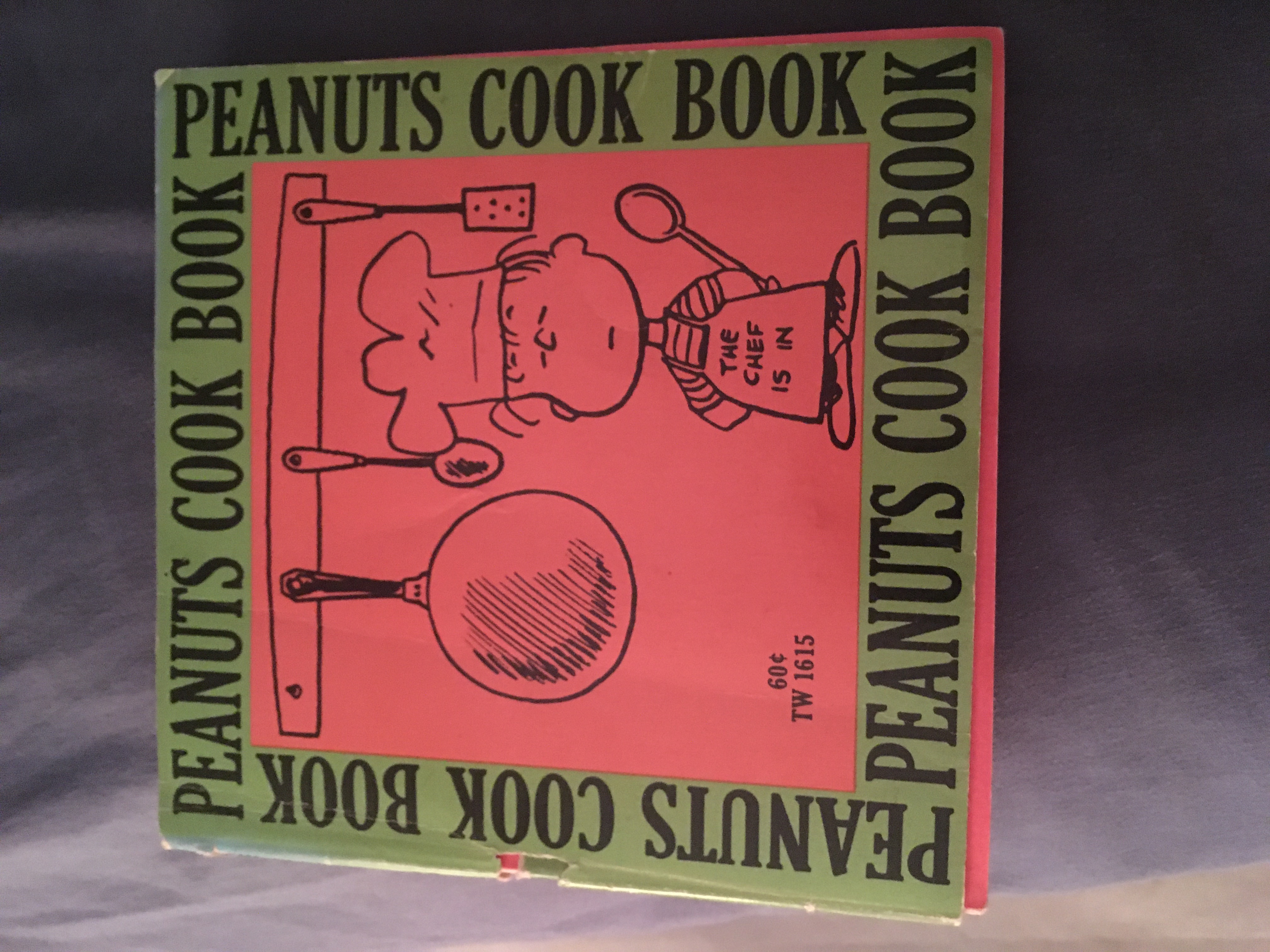 Peanuts cookbook (Paperback)