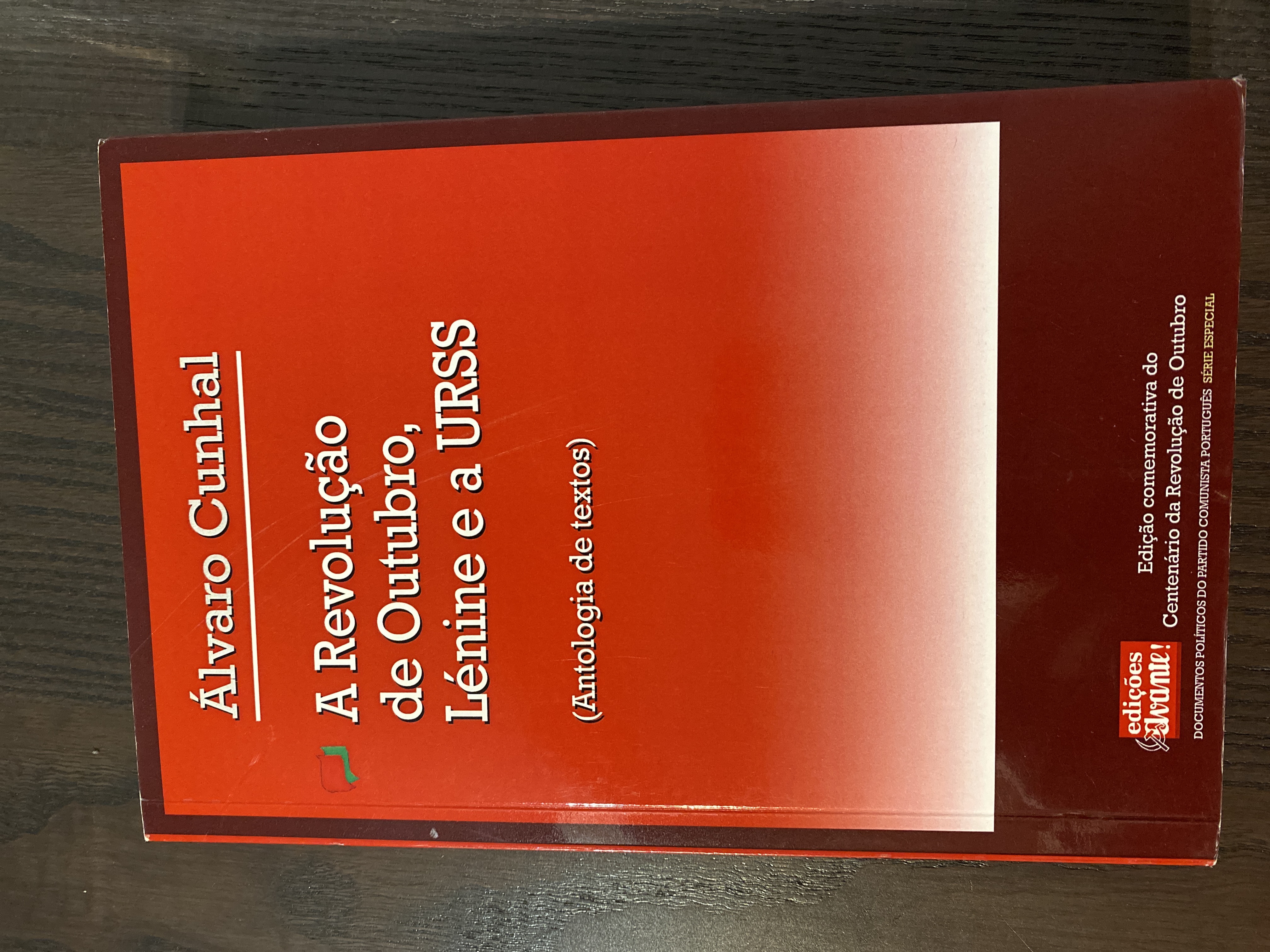 A Revolução de Outubro, Lénine e a URSS (Paperback)