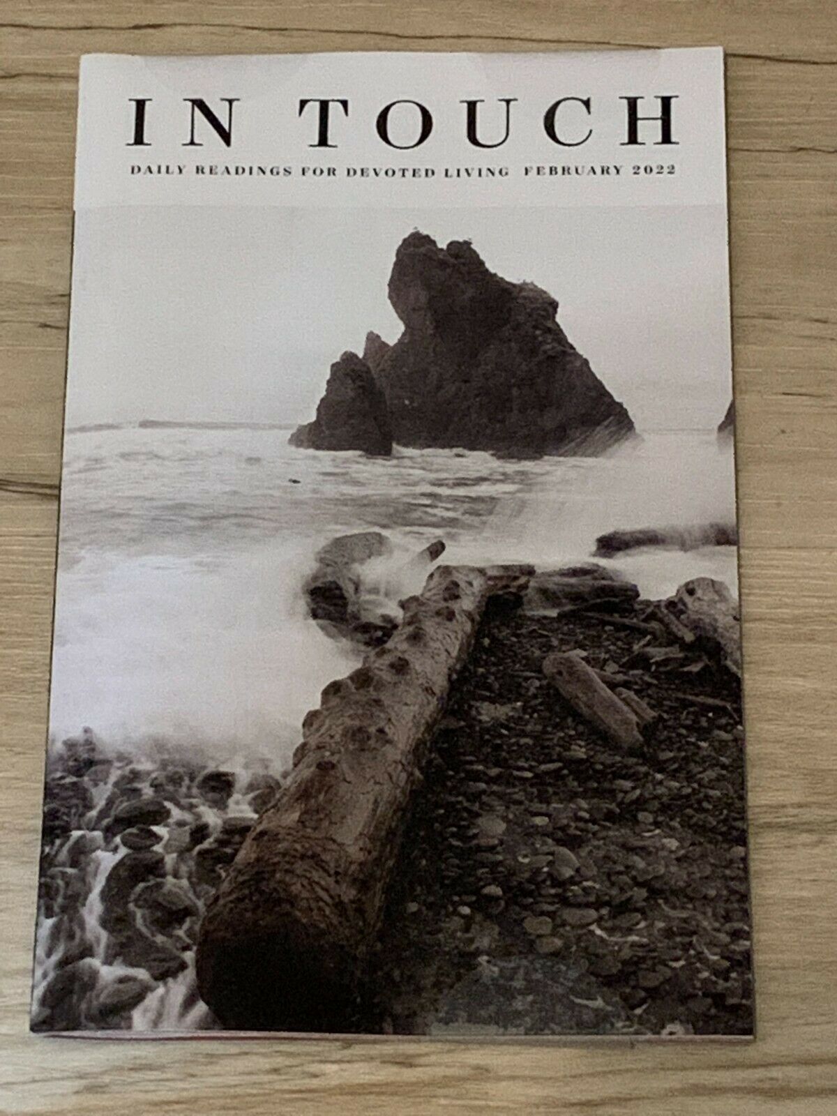 In Touch Daily Reading For Devoted Living February 2022 (Mass Market Paperback)