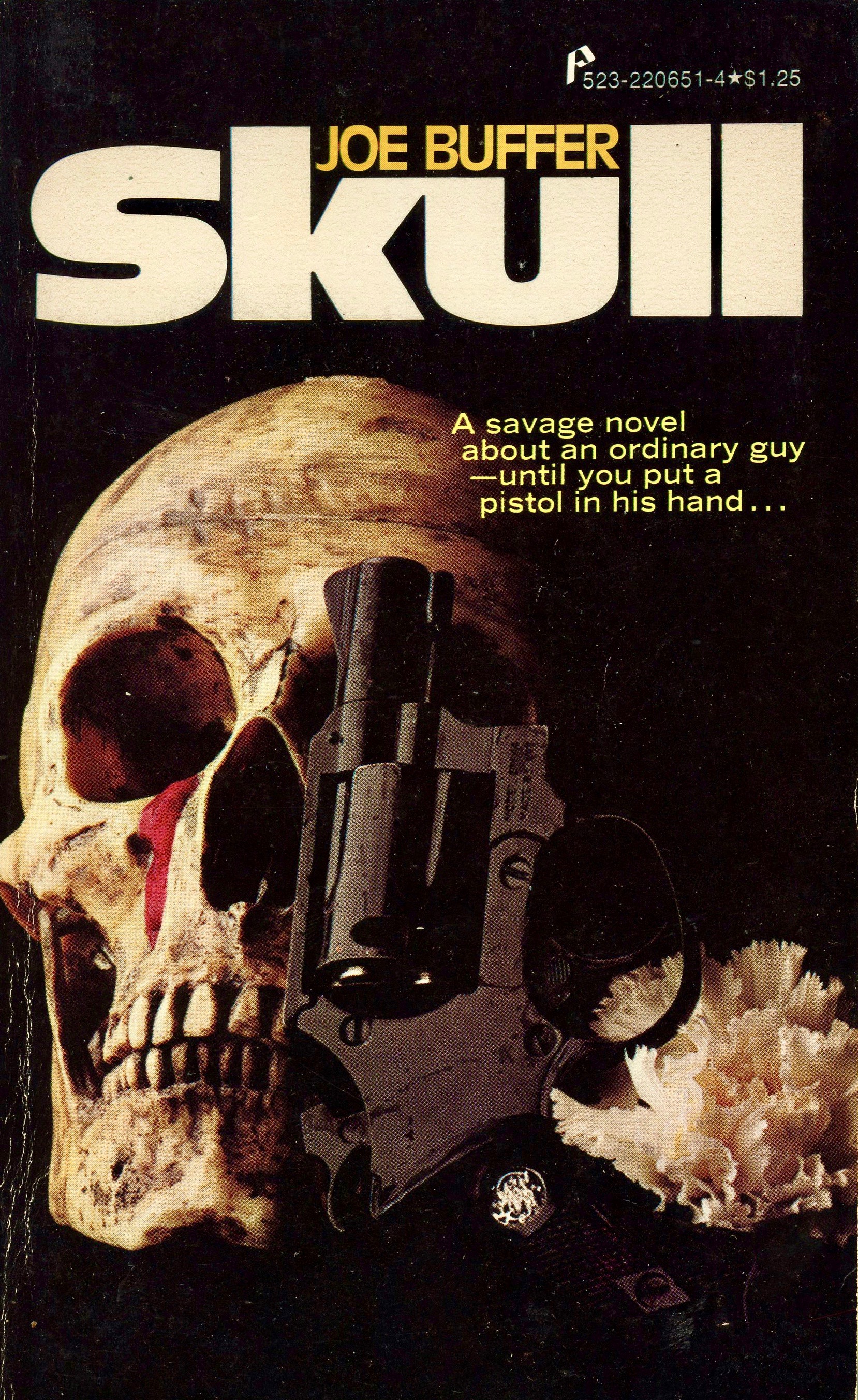 Skull (Mass Market Paperback)