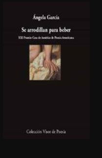 Se arrodillan para beber