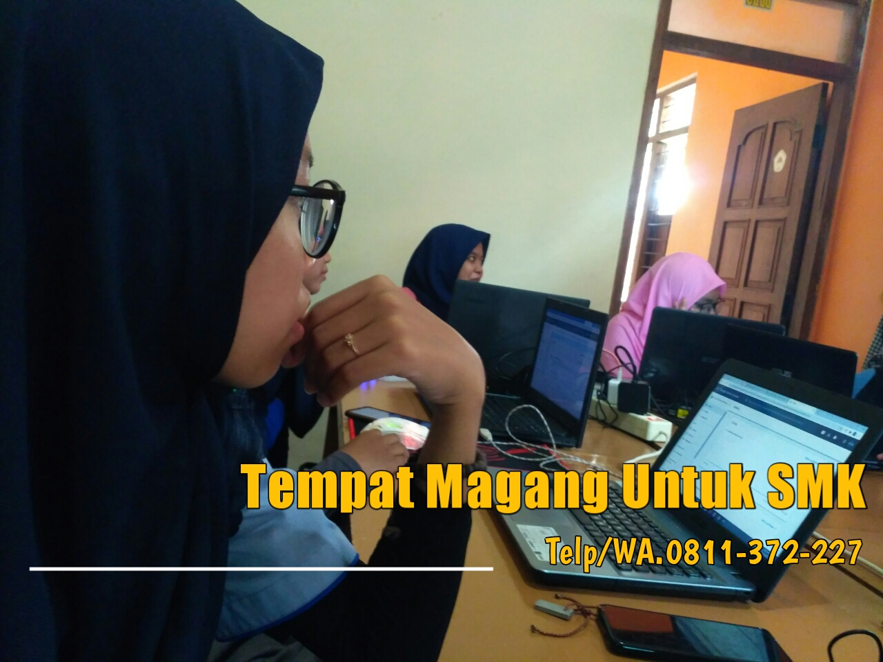 Lowongan Magang SMK Multimedia Surabaya, Telp. +62 811 372 227, TERPOPULER..!!!