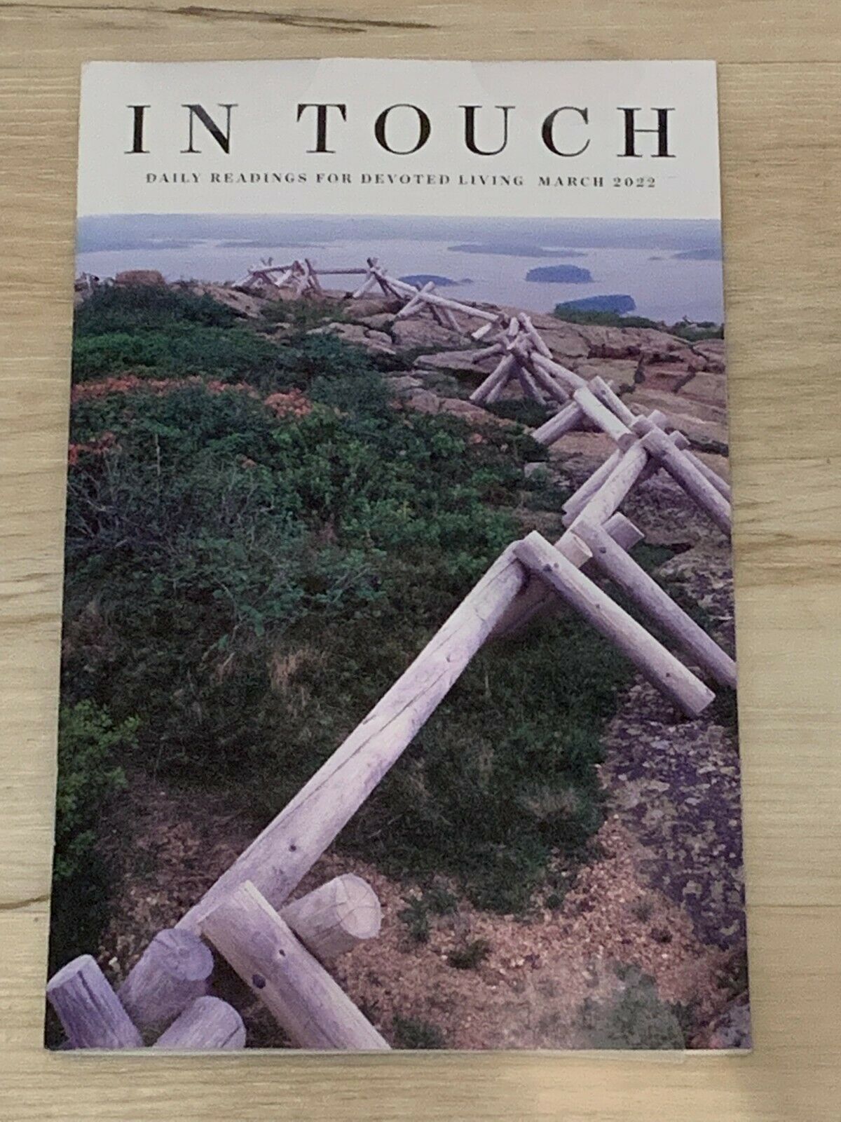 In Touch Daily Readings for devoted living march 2022 (Mass Market Paperback)