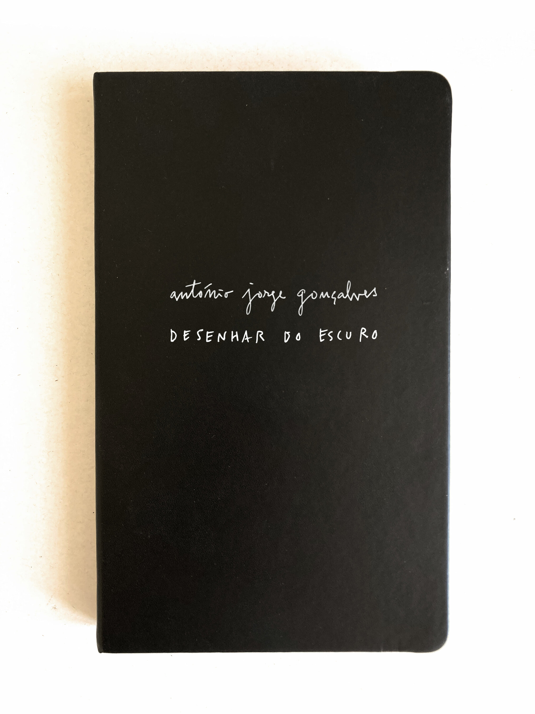 Desenhar do escuro (Hardcover)