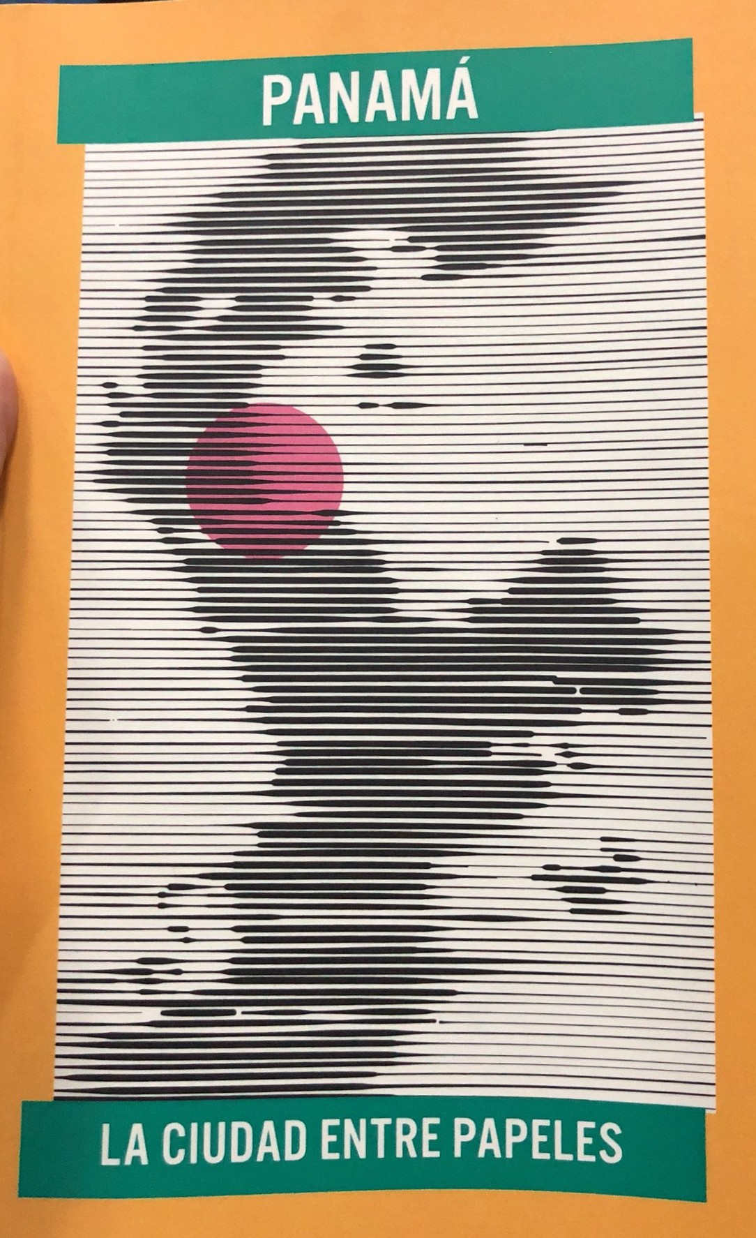 Panamá, la ciudad entre papeles (Paperback)