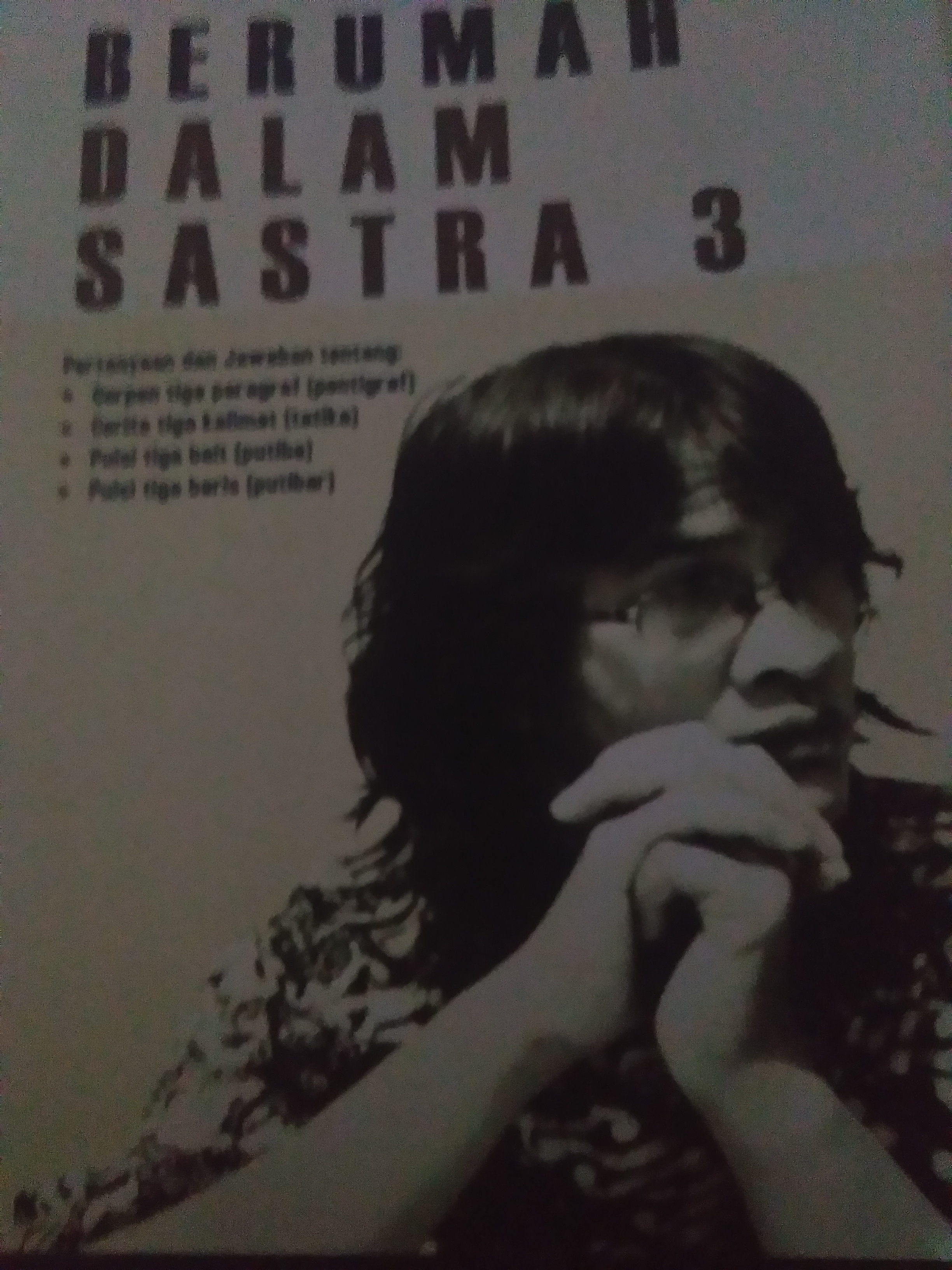 Berumah dalam sastra 3