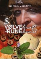 Vølvekraft og Runekunst (Paperback)