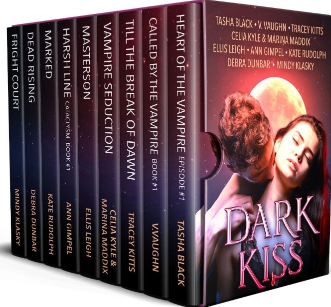 Dark Kiss: Vampire Romance Anthology