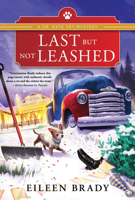 Last But Not Leashed (Dr. Kate Vet Mysteries #2)
