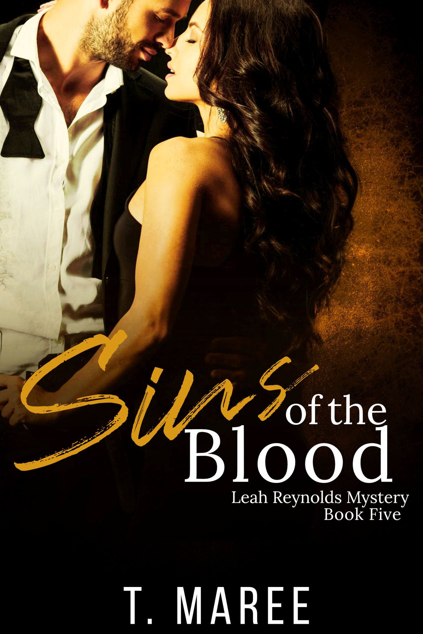 Sins of the Blood (Leah Reynolds Mystery, #5)