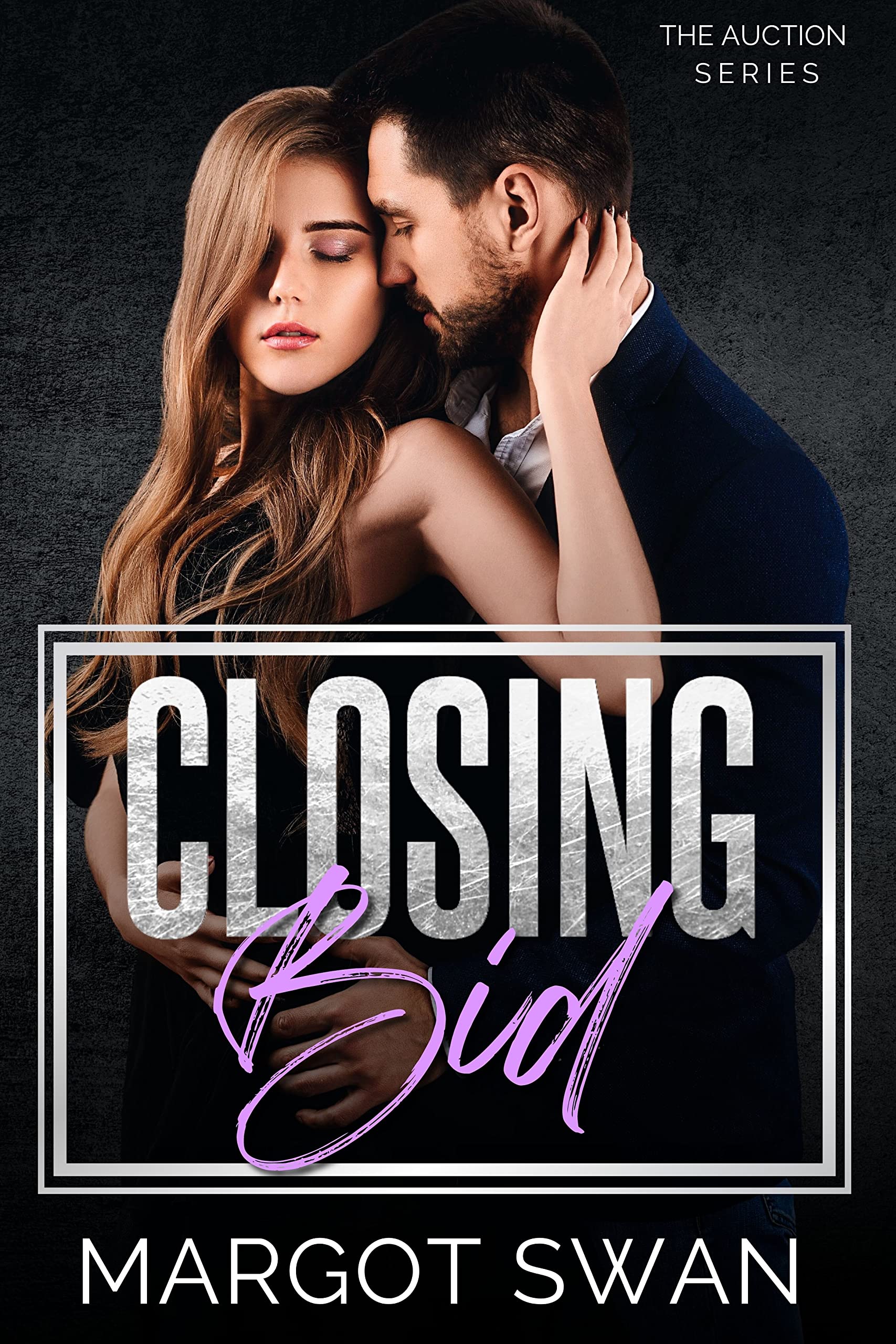 Closing Bid (Merriweather Auctioneers Book 1)