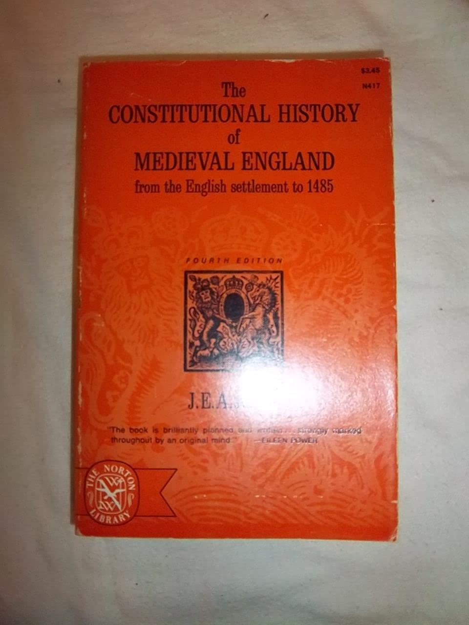 Constitutional History of Medieval England from the English Settlement to 1485 (Paperback)