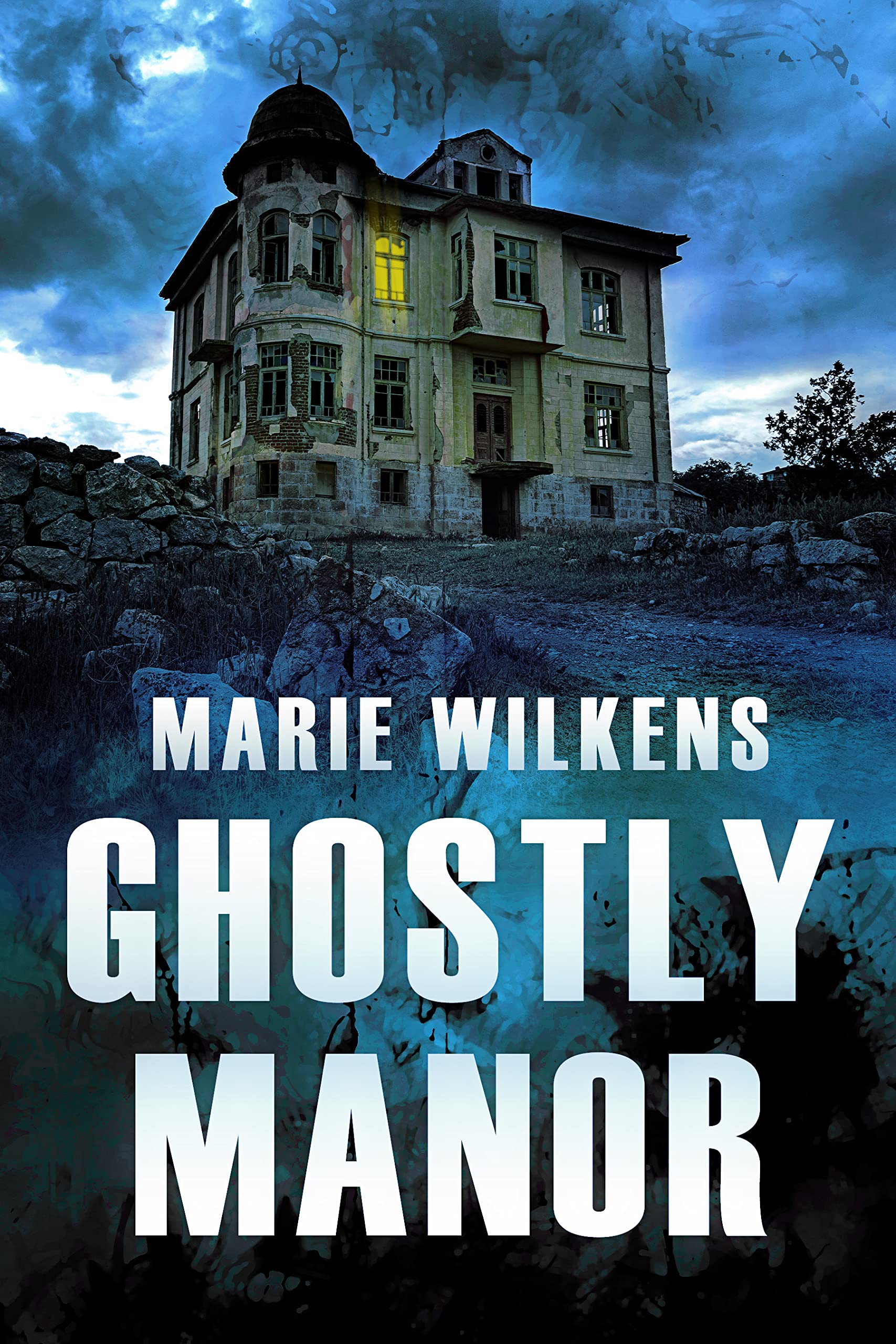 Ghostly Manor: A Riveting Haunted House Mystery Boxset (Kindle Edition)