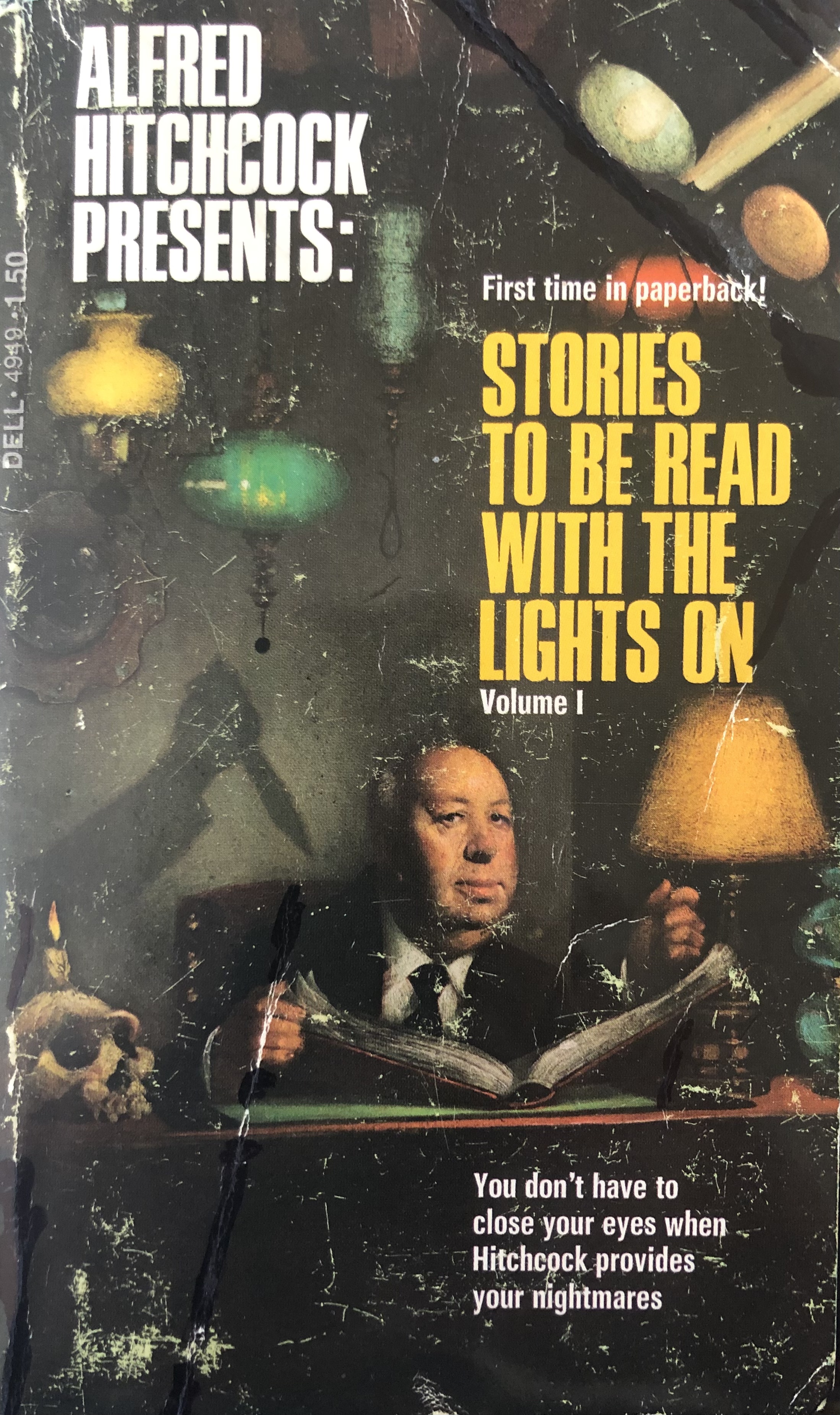 Alfred Hitchcock Presents: Stories to Be Read With the Lights On - Volume I (Paperback)