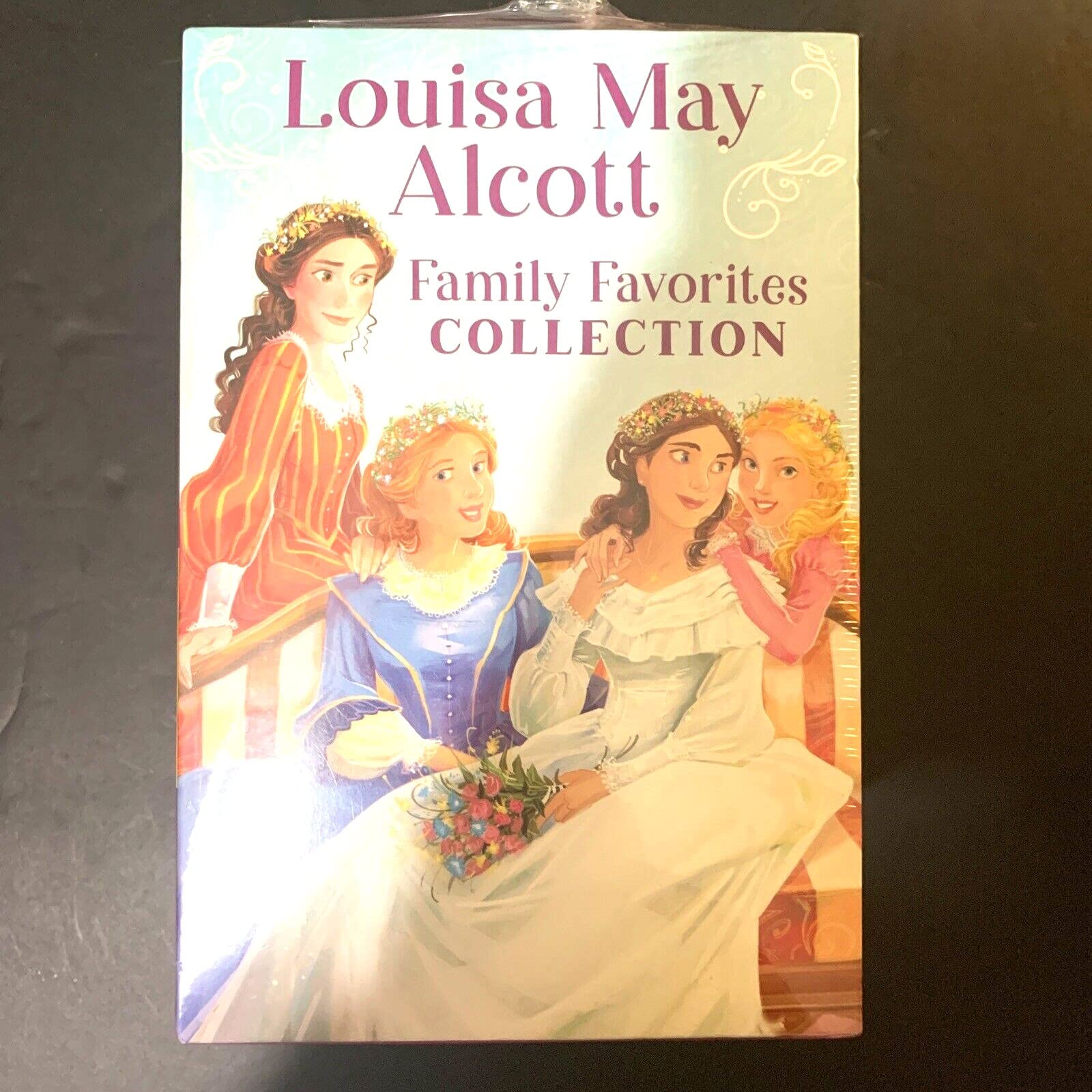 Louisa May Alcott Family Favorites Collection: 5-Book Boxed Set with Postcards & Journal (Paperback)