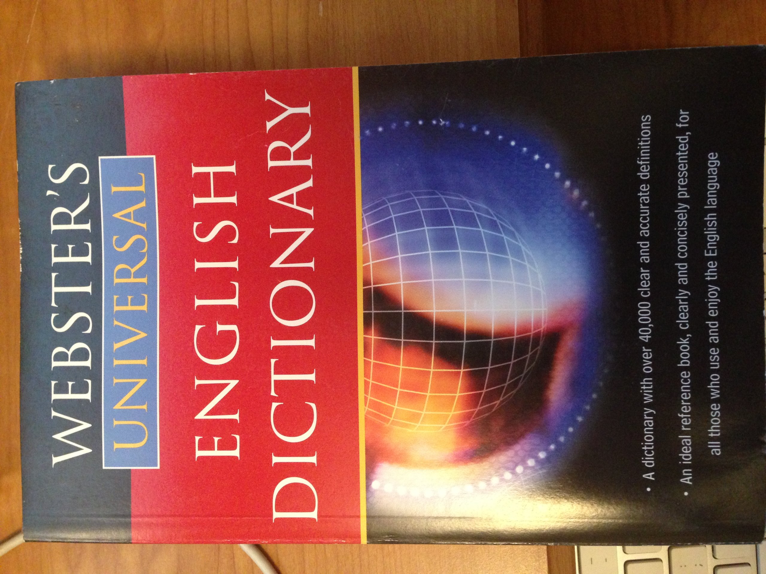 Webster's Universal English Dictionary (Paperback)