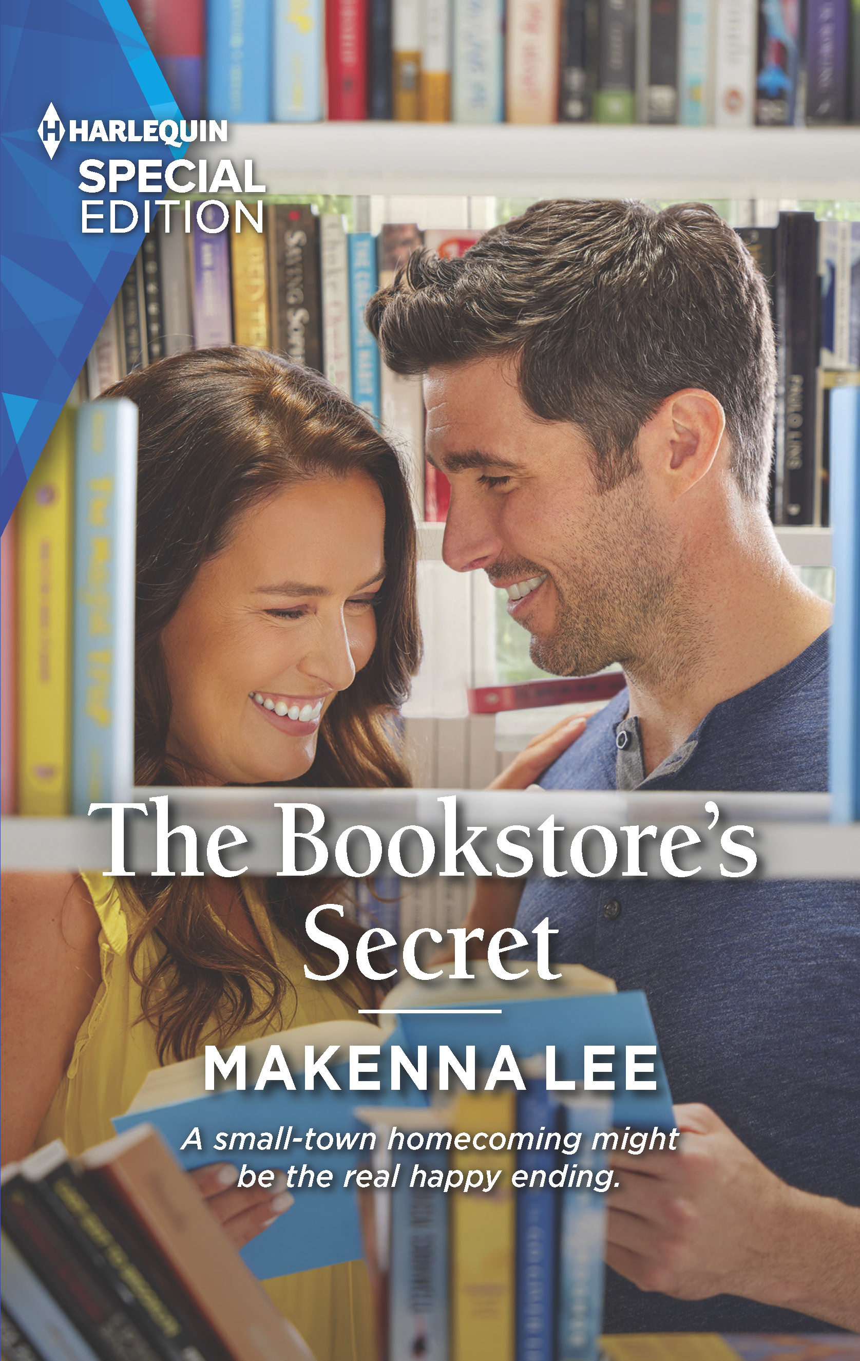The Bookstore's Secret (Home to Oak Hollow #6)