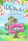 Huset i det blommande trädet by Holly Martin