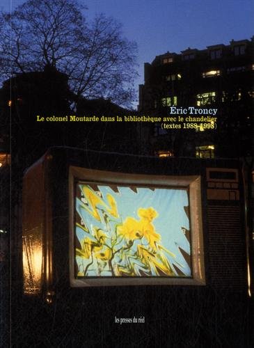 LE COLONEL MOUTARDE DANS LA BIBLIOTHEQUE AVEC LE CHANDELIER (Paperback)