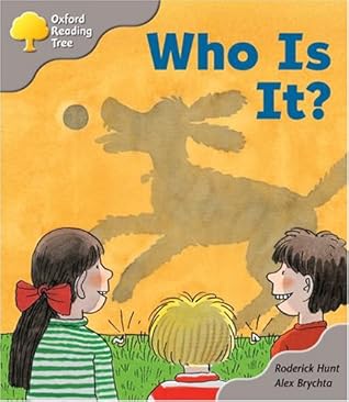 Oxford Reading Tree: Stage 1: First Words Storybooks: Who Is It?