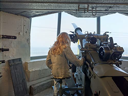 Heidi Voet: Ghost of a Girl (Paperback)