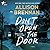 Don't Open the Door: A Novel (Regan Merritt)