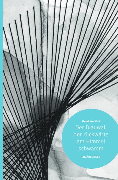 Der Blauwal, der rückwärts am Himmel schwamm
