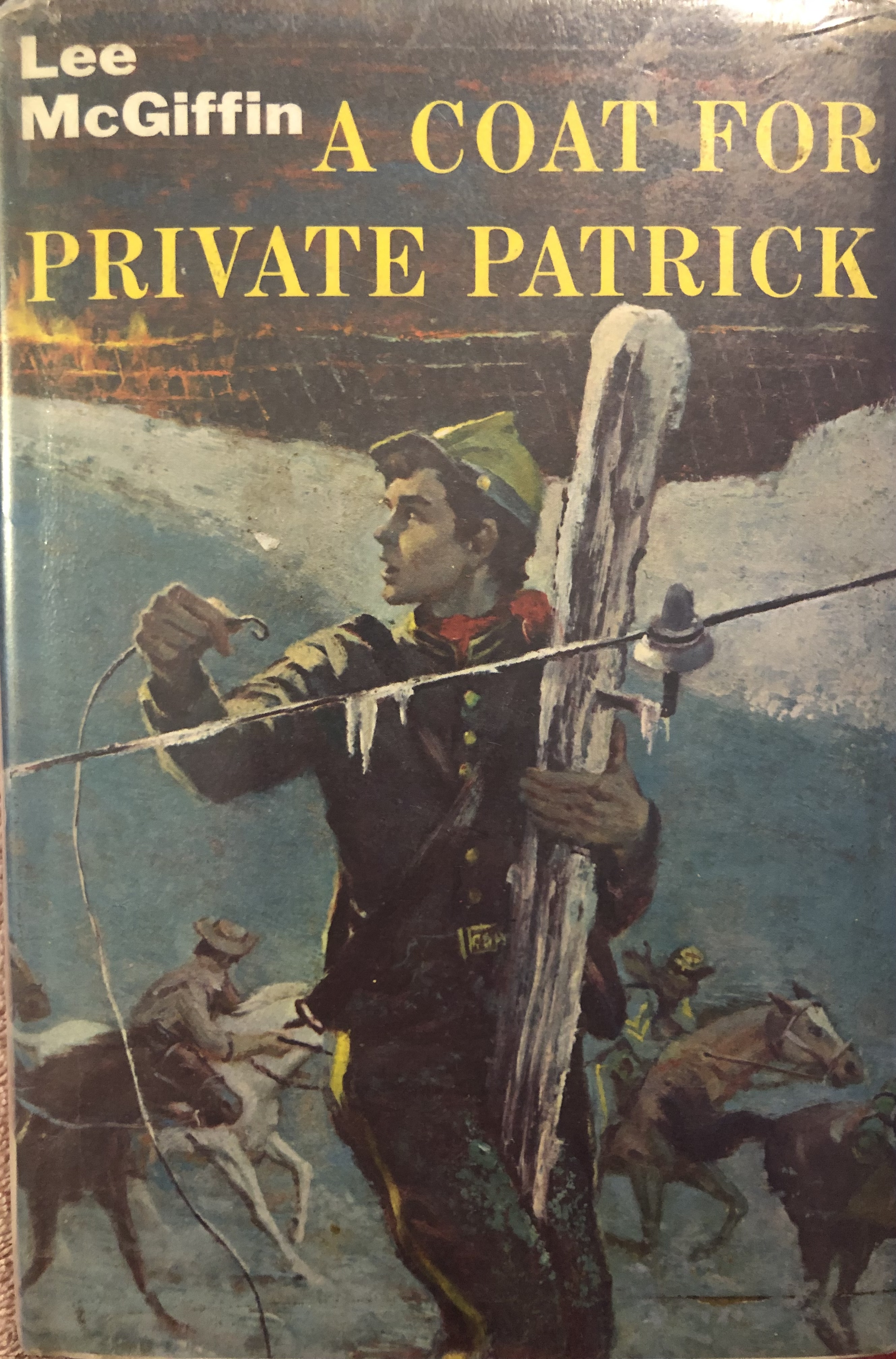 A COAT FOR PRIVATE PATRICK (Hardcover)