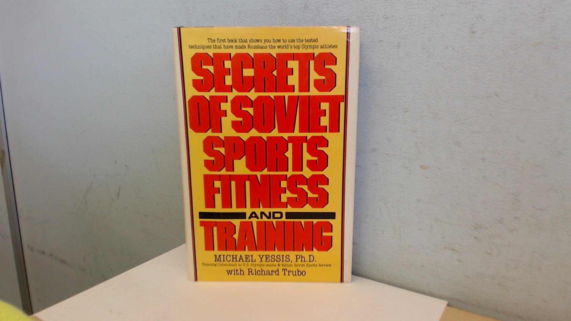 Secrets of Soviet Sports Fitness and Training (Hardcover)